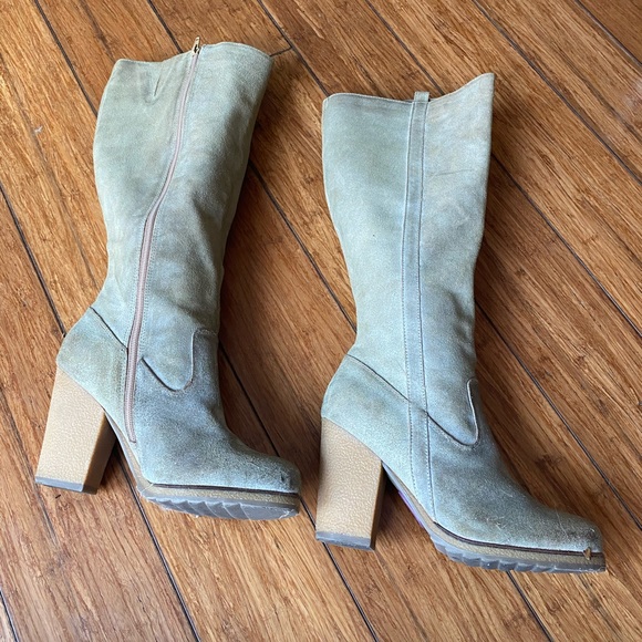 BRAND NEW! Me too (Soho) Tall High Heel Boots - Picture 2 of 7